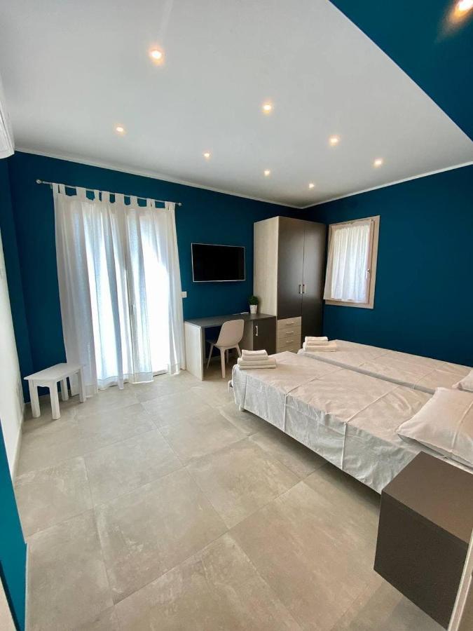 Floridida Rooms & Breakfast Marina dʼMarina dʼAndora Exteriér fotografie